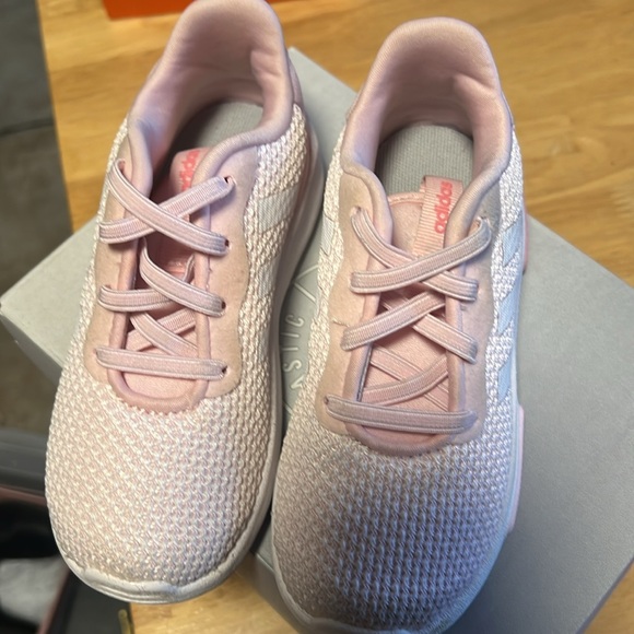 Adidas - Picture 2 of 2